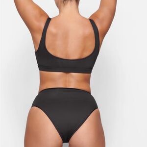 SKIMS Swim Mid Waist Bottom L